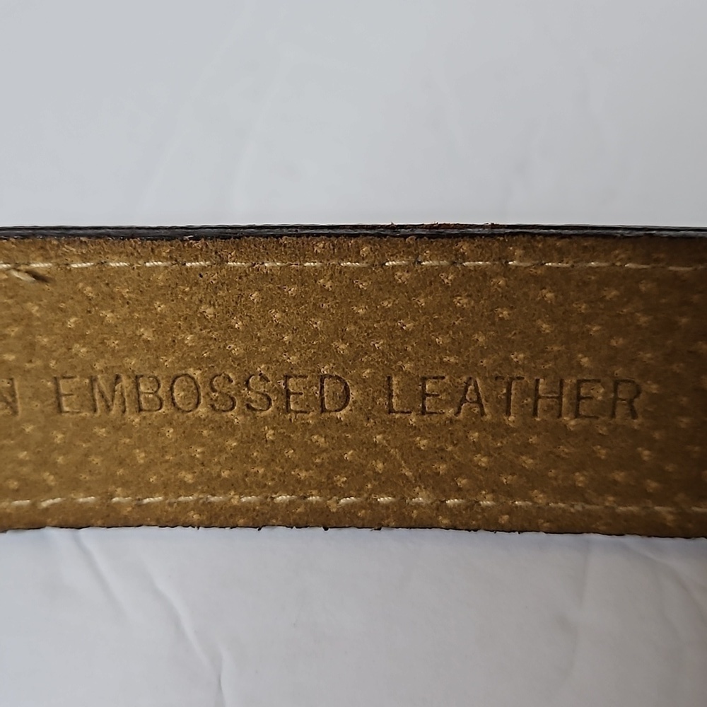 Italian Embossed Leather Belt size M Brown Brass accent hardware   Pre-owned - Picture 5 of 10